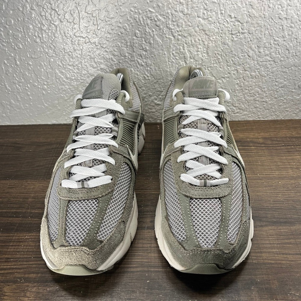 Nike Air Zoom Vomero 5 Dark Stucco Men's Green Shoes - Men's Size 8 - Picture 5 of 10